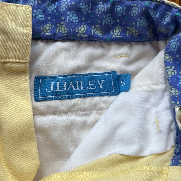 J. Bailey Boys Yellow Shorts Zipper And Button Side Slit Pockets Size 5 - Picture 2 of 8